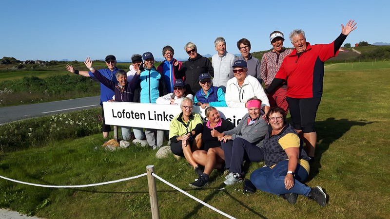 Golfdamer på tur til Lofoten